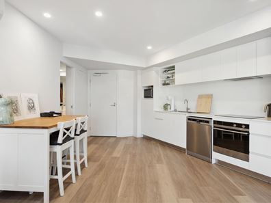 101/5 Rowe Avenue, Rivervale WA 6103