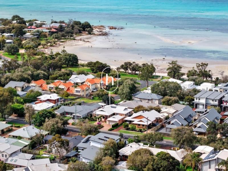 69 Gifford Road, Dunsborough WA 6281
