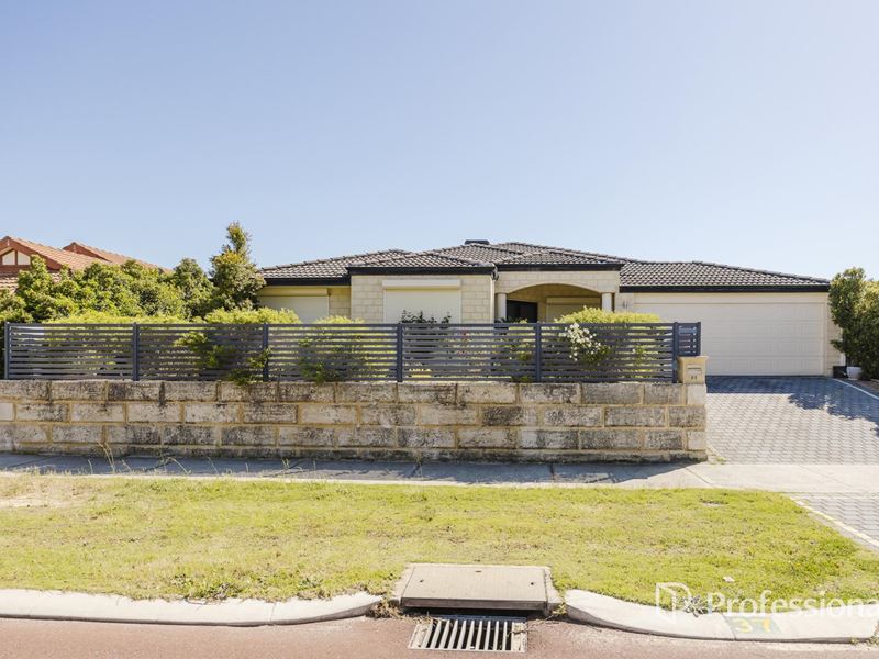 37 Losino Boulevard, Henley Brook