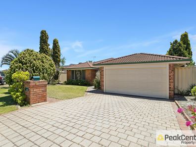 17 Derwent Crescent, Success WA 6164