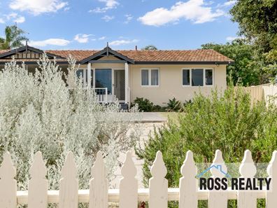 4/15 Lupton Way, Lockridge WA 6054