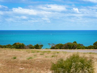 4 Highland Loop, Wandina WA 6530