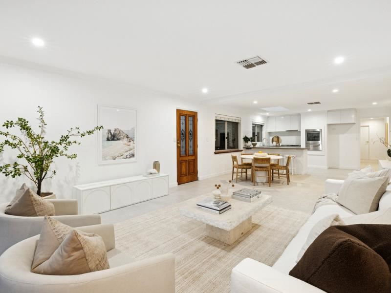 19A Pendine Street, Carine WA 6020