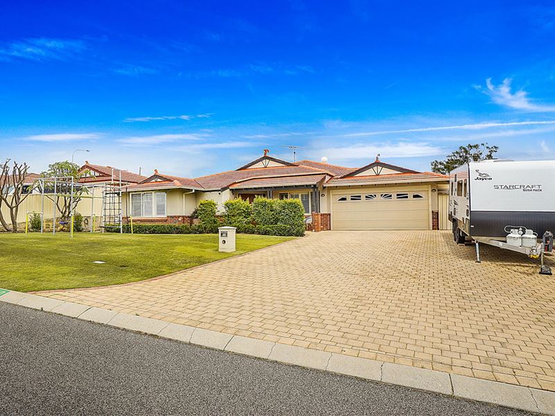 30 Sophora Place, Woodvale WA 6026
