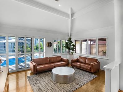30 Sophora Place, Woodvale WA 6026