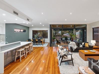 25 Third Street, Bicton WA 6157