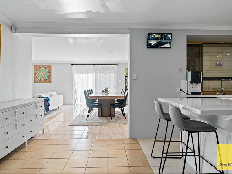 1 Henty Court, Mirrabooka WA 6061