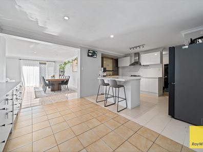 1 Henty Court, Mirrabooka WA 6061