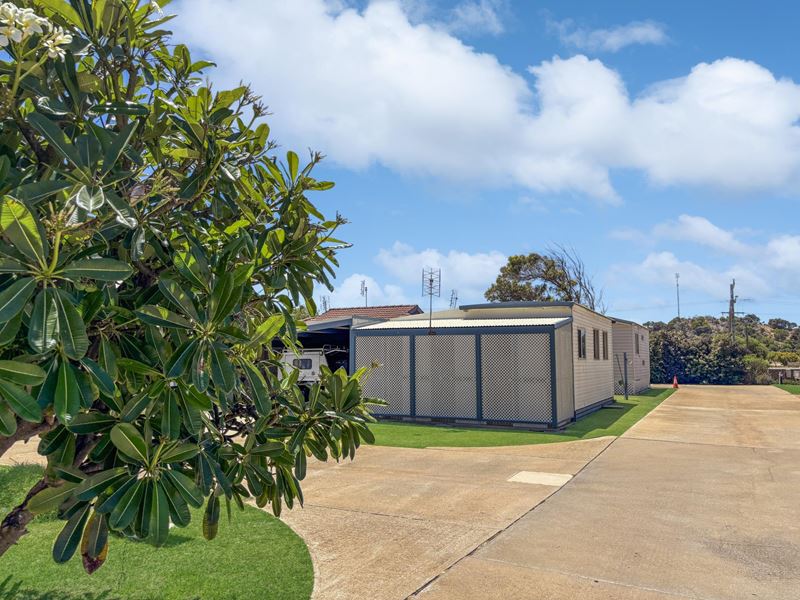 28/123 Point Leander Drive, Port Denison WA 6525