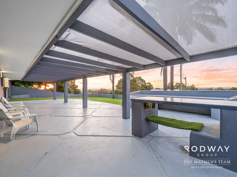 12 Harrison Rd, Mount Richon WA 6112