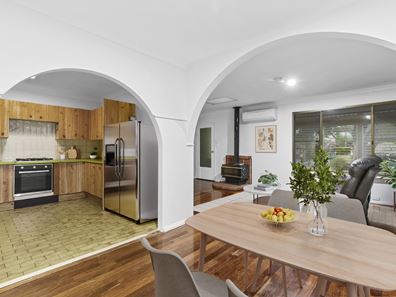 21 WOOLGAR WAY, Lockridge WA 6054