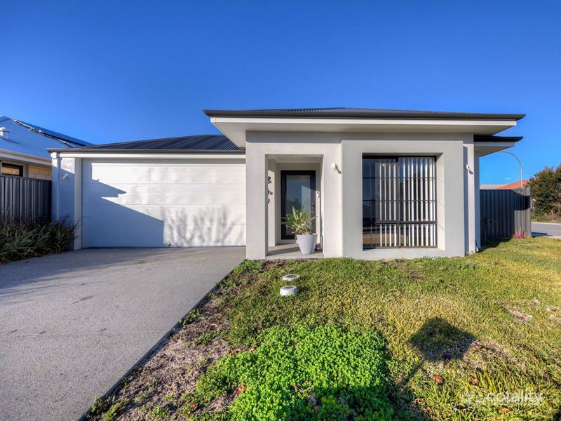 18 Hollingworth Drive, Aveley
