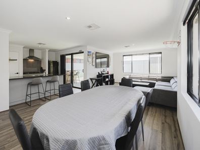 13 Bromfield Avenue, Brabham WA 6055