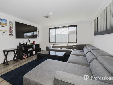 13 Bromfield Avenue, Brabham WA 6055