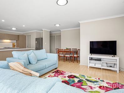 1/1 Jardine Street, Success WA 6164