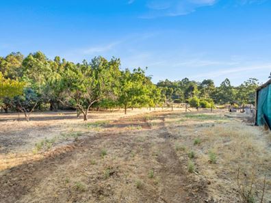 144 Canns Road, Bedfordale WA 6112