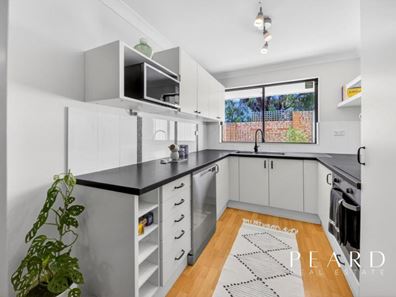 2/163 Abbett Street, Scarborough WA 6019