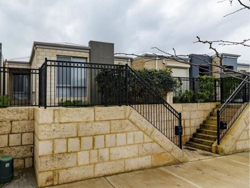 58 Ryhill Crescent, Wellard WA 6170