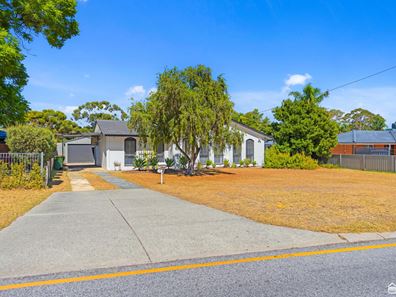 23 Lowanna Way, Armadale WA 6112