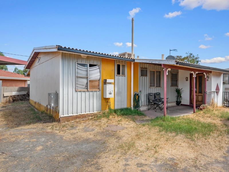 14 Kapai Place, South Kalgoorlie WA 6430