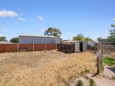14 Kapai Place, South Kalgoorlie WA 6430