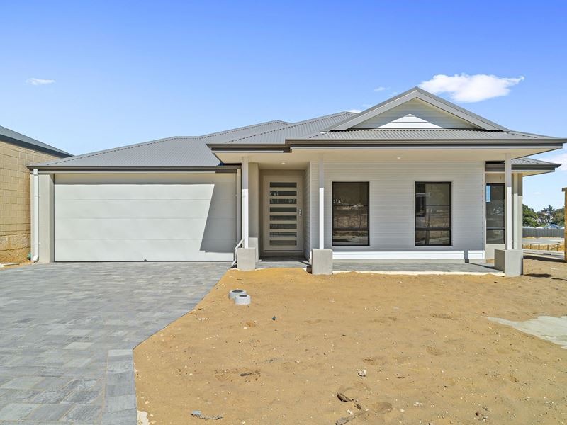 2 Wellington Avenue, Lakelands