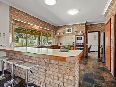 56 Kowin Court, Cardup WA 6122