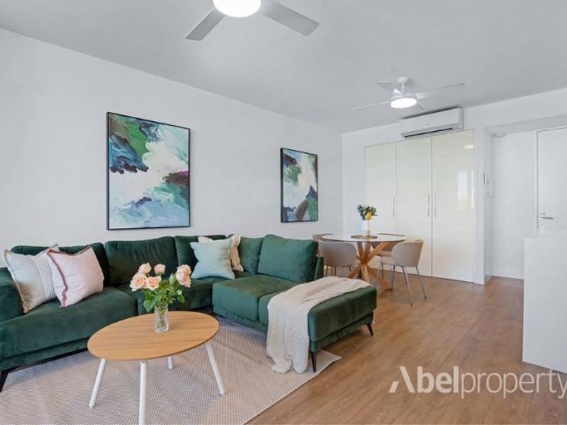 4/36 Pearl Parade, Scarborough