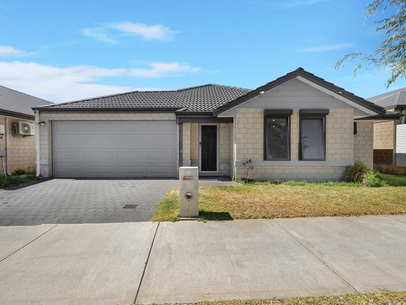 3 Persimmon Crescent, Karnup