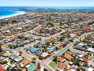 2 Pearson Street, Mount Tarcoola WA 6530