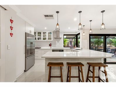 9 Shipwright Avenue, Wellard WA 6170