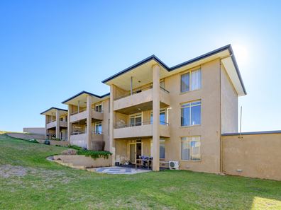 1/173 Ocean Drive, South Bunbury WA 6230