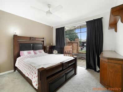3 Rockdale Pass, Landsdale WA 6065