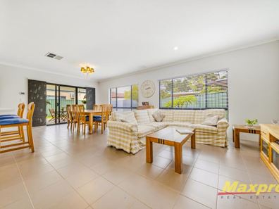 28B Devon Way, Lynwood WA 6147