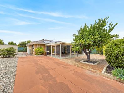 10 Crystal Brook Street, Dianella WA 6059