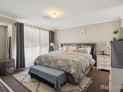 24 Laggan Road, Canning Vale WA 6155