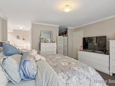 24 Laggan Road, Canning Vale WA 6155