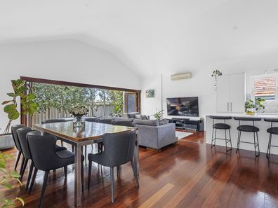 90 Gildercliffe Street, Scarborough WA 6019