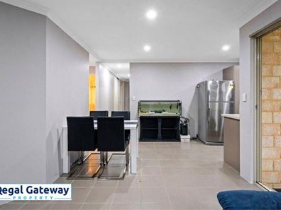 2/3 Peppermint Gardens, Aubin Grove WA 6164