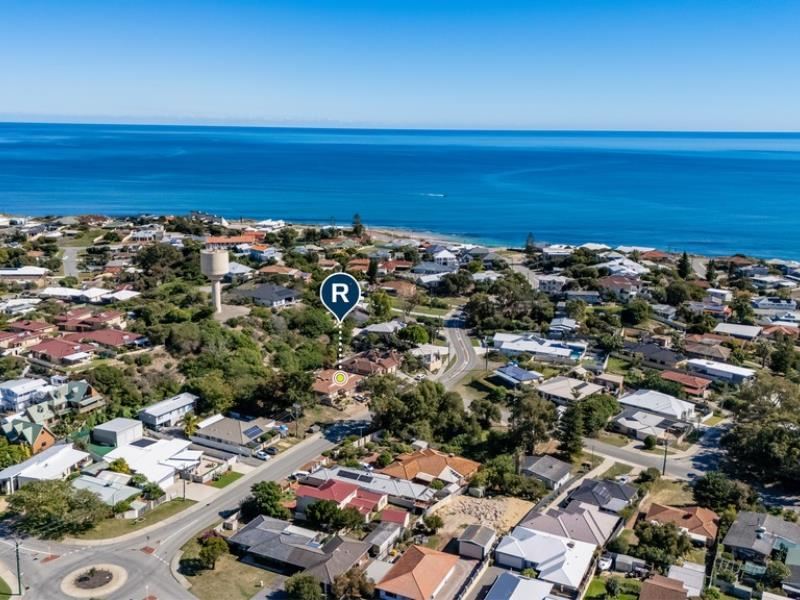 2/75 Leighton Road, Halls Head WA 6210