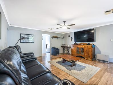 17 Bindak Brace, Greenfields WA 6210