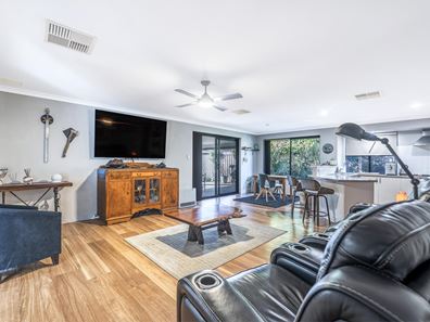 17 Bindak Brace, Greenfields WA 6210