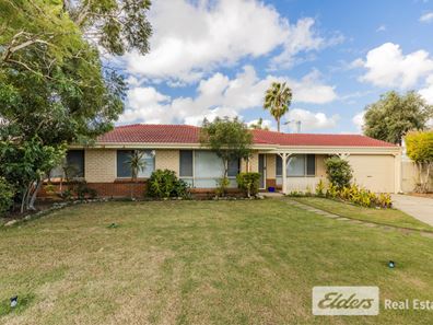 10 Baker Court, Waikiki WA 6169