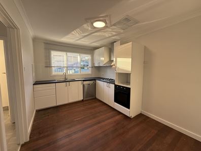 13 Munden Place, Kelmscott WA 6111