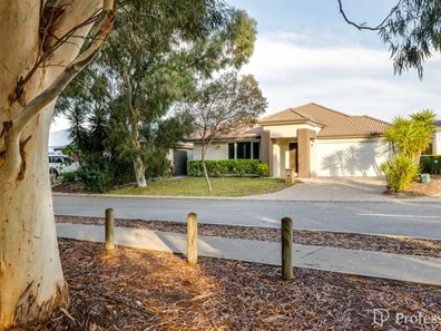 36 Alnwick Turn, Landsdale WA 6065
