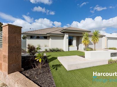 2 Plavin Street, Piara Waters WA 6112