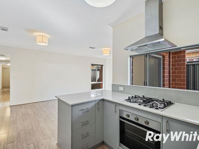4 Thornbill Crescent, Coodanup WA 6210