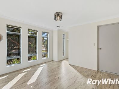 4 Thornbill Crescent, Coodanup WA 6210
