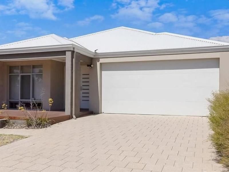 12 Brigalow Bend, Ellenbrook WA 6069