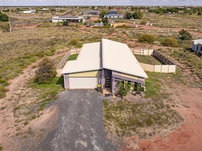 10 Greenfield Street, Boodarie WA 6722